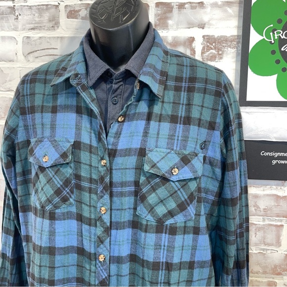 Volcom Green and Blue Plaid Button-Down Shirt - Picture 2 of 7